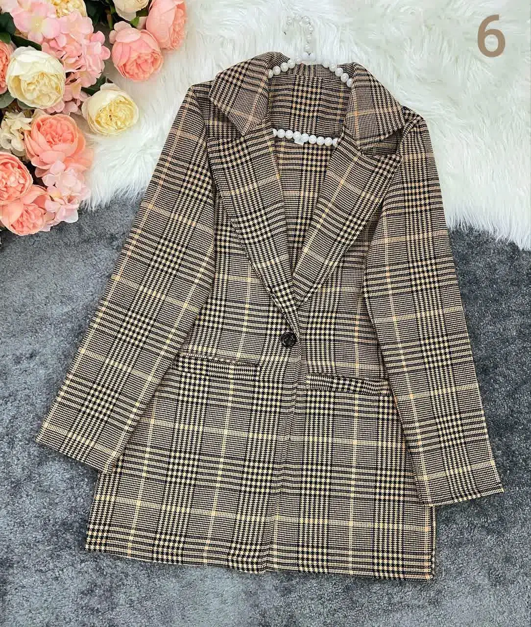 کت پاییزه|لباس|دماوند, دماوند|دیوار