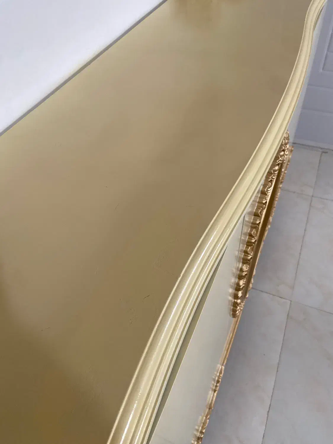 کنسول زیبا|بوفه، ویترین، کنسول|اردبیل, |دیوار