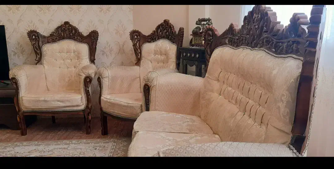 مبل ۹ نفره سلطنتی|مبلمان خانگی و میز عسلی|سنندج, |دیوار