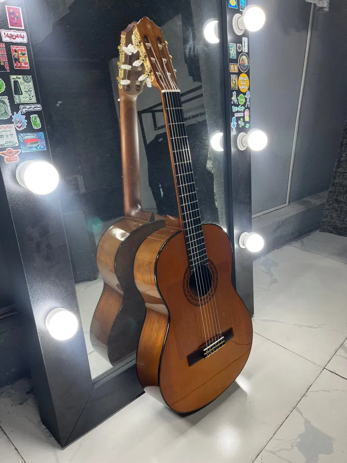 گیتار یاماها C70 اندونزی اصلی|گیتار، بیس، امپلیفایر|رشت, سعدی (تختی)|دیوار