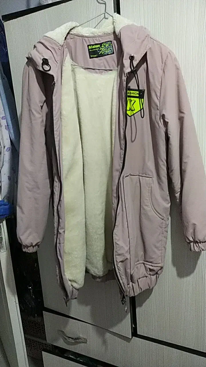 پالتو بارونی نو|لباس|ورامین, ورامین|دیوار