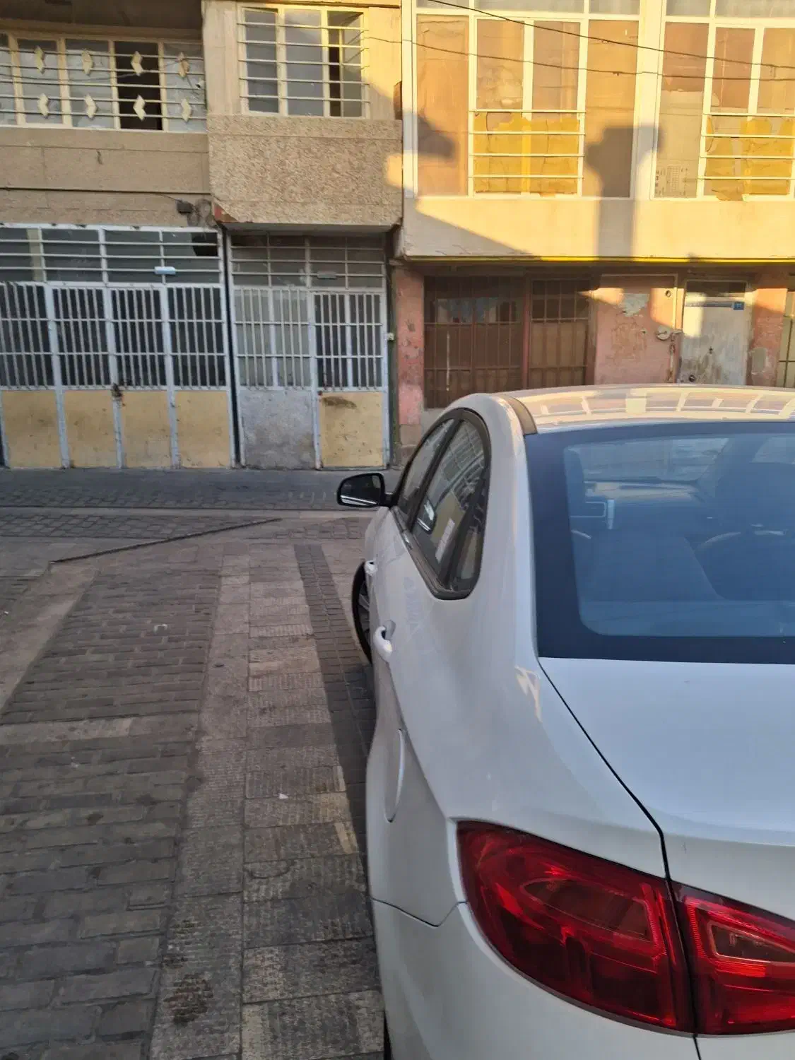 رهن و اجاره اتاق|اجارهٔ خانه و ویلا|شیراز, لب آب|دیوار