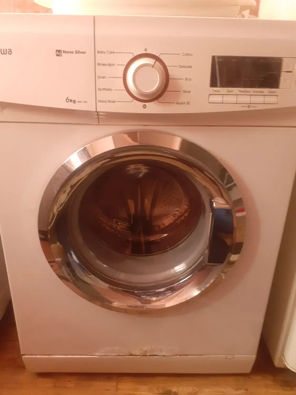 ماشین لباسشویی ۶کیلویی اسنوامدل swD-162c|ماشین لباسشویی و خشک‌کن لباس|رشت, توشیبا|دیوار