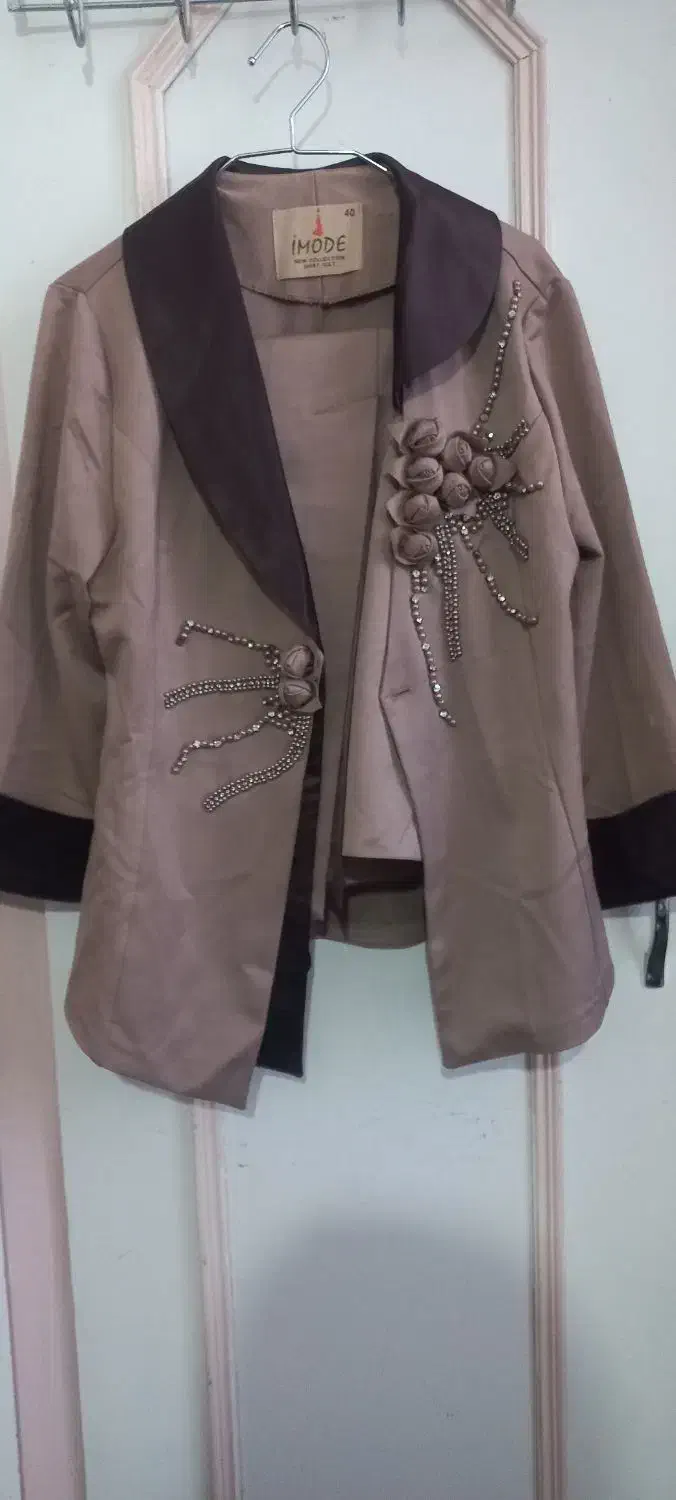 لباس مجلسی|لباس|رامیان, |دیوار