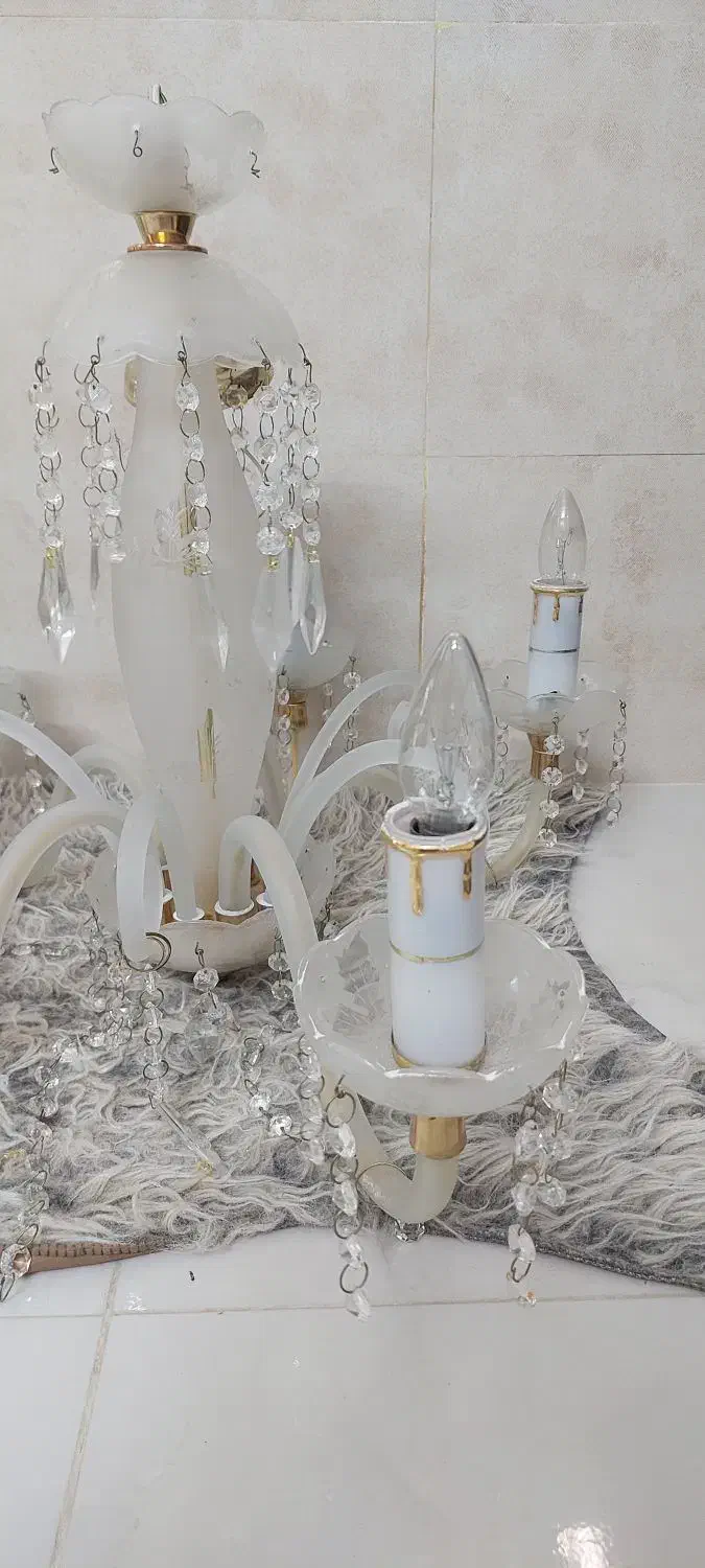 لوستر قدیمی|لوستر و چراغ آویز|اصفهان, سرچشمه|دیوار