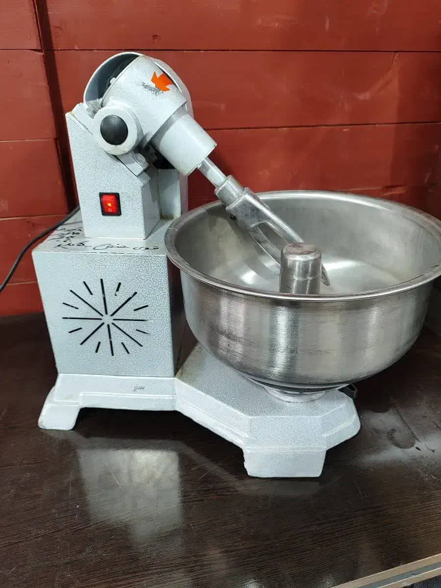 خمیرگیر|اجاق گاز و لوازم برقی پخت‌وپز|رشت, پیرکلاچای|دیوار