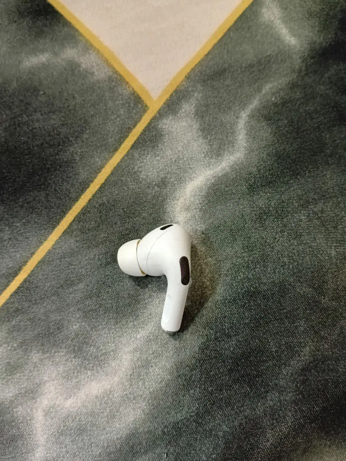 گوش چپ ایرپاد پرو 2|لوازم جانبی موبایل و تبلت|تهران, حکیمیه|دیوار