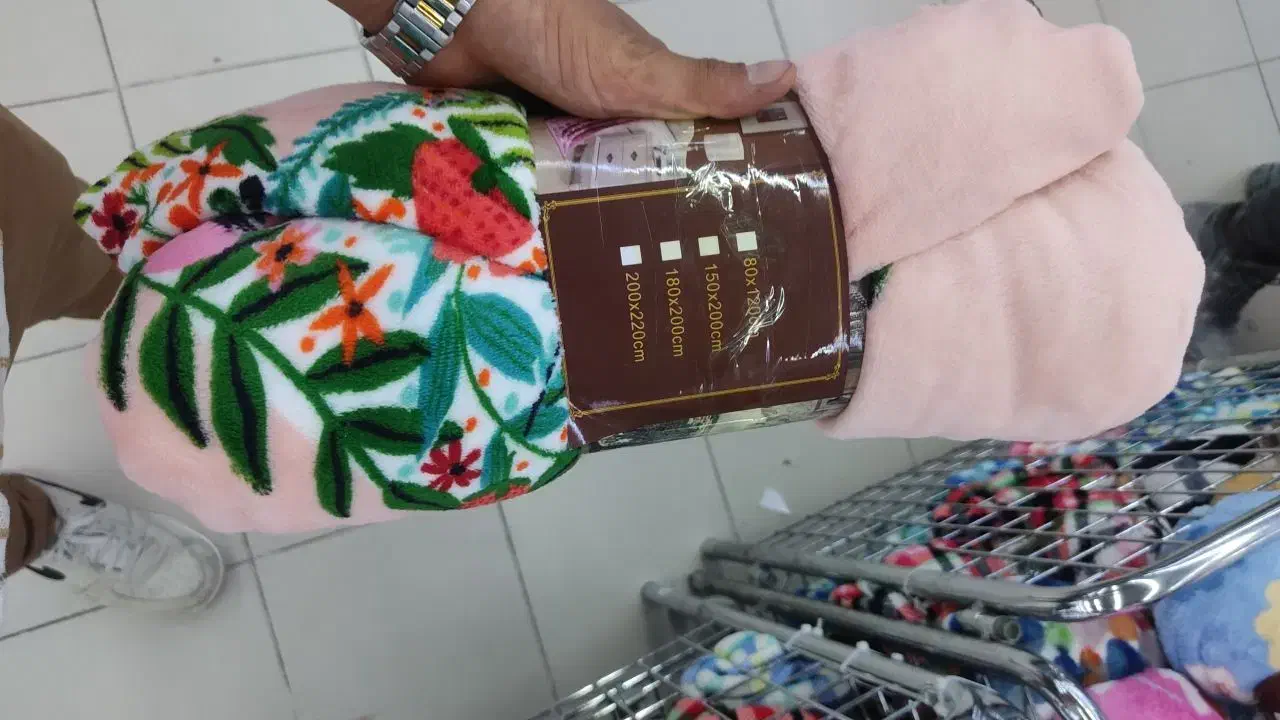 پتو مسافرتی یک نفر و دو نفره با طرح های جدید|رختخواب، بالش، پتو|باغستان, |دیوار