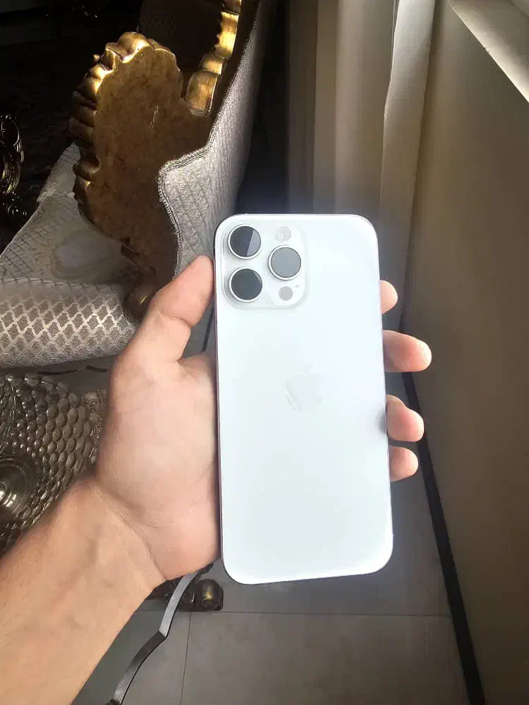 ایفون۱۶پرومکس zaa۲۵۶ریجستر شده شرکتی (رنگ سفید)|موبایل|تهران, وردآورد|دیوار