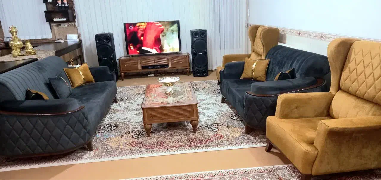 مبل۷نفره ومیزغذاخوری|مبلمان خانگی و میز عسلی|یزد, |دیوار