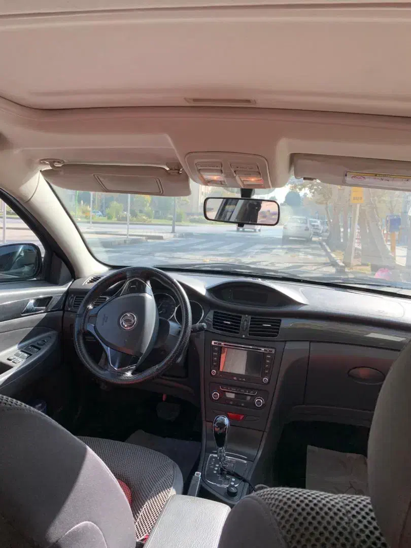 دانگ فنگ .اچ سی کراس|خودرو سواری و وانت|اصفهان, شهرستان|دیوار