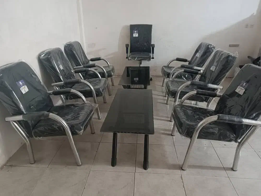 تولید و پخش صندلی انتظار و صندلی های اداری|مبلمان اداری|اسلامشهر, شهرک امام حسین (میان آباد)|دیوار