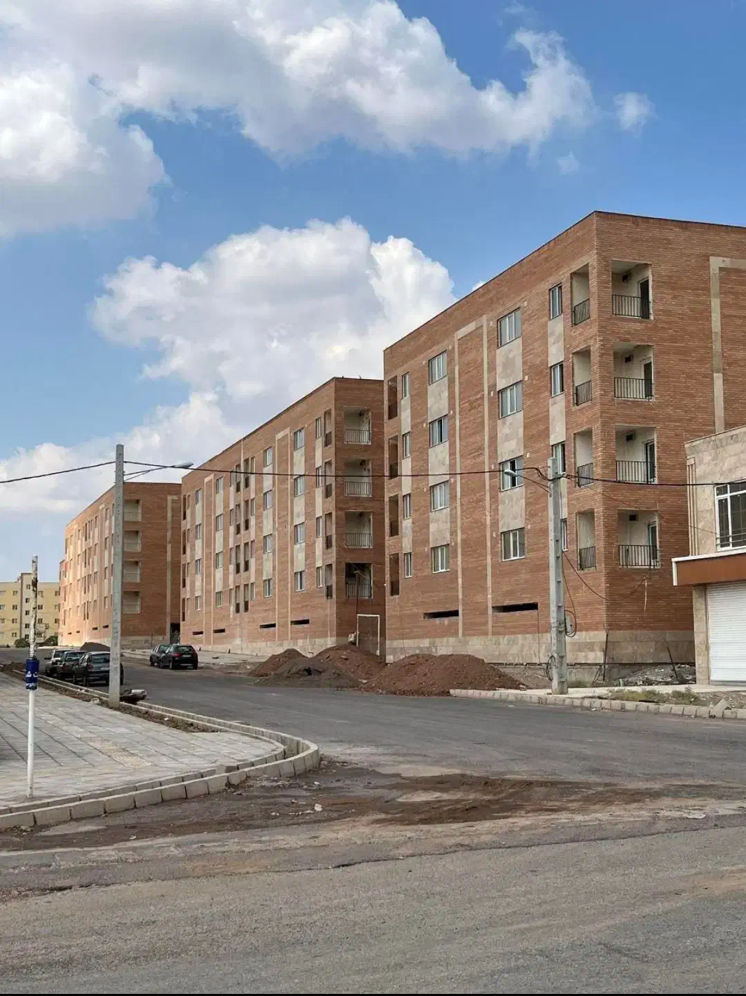 اپارتمان ۹۷ مترمفید /ایلیا سازه /تحویل شش ماهه|فروش آپارتمان|پرند, فاز ۷|دیوار