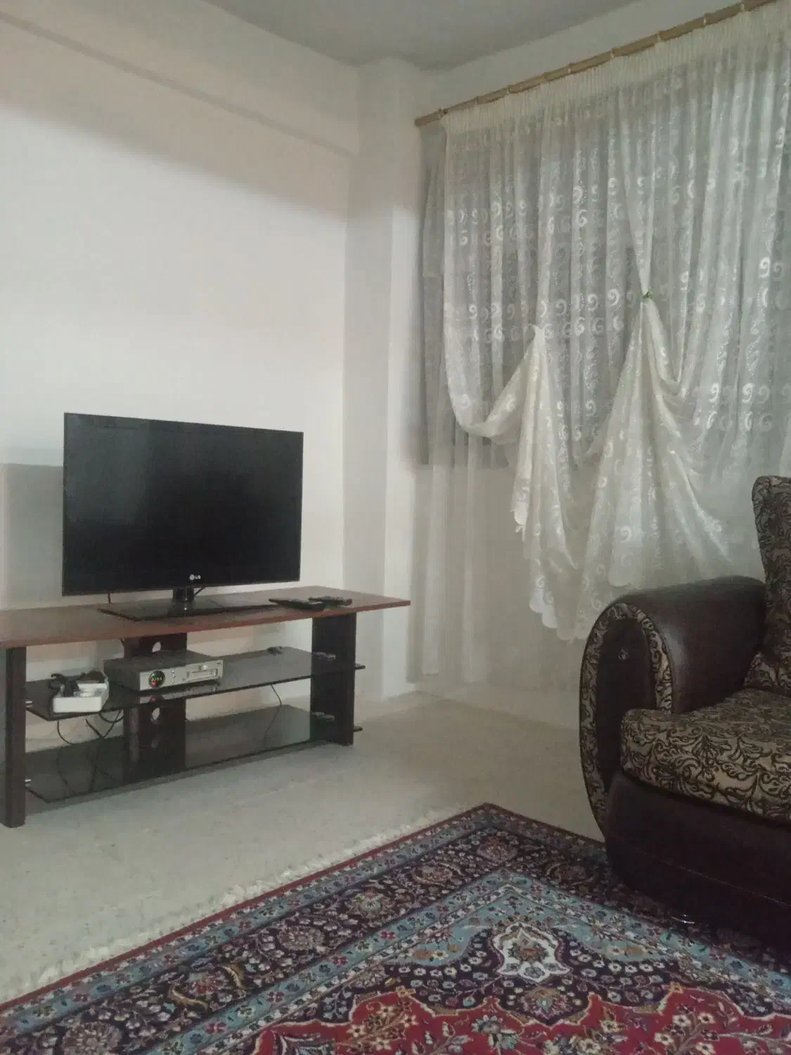 رنگ کاری ساختمان روغنی و پلاستیک وغیره|خدمات پیشه و مهارت|رضوانشهر, |دیوار