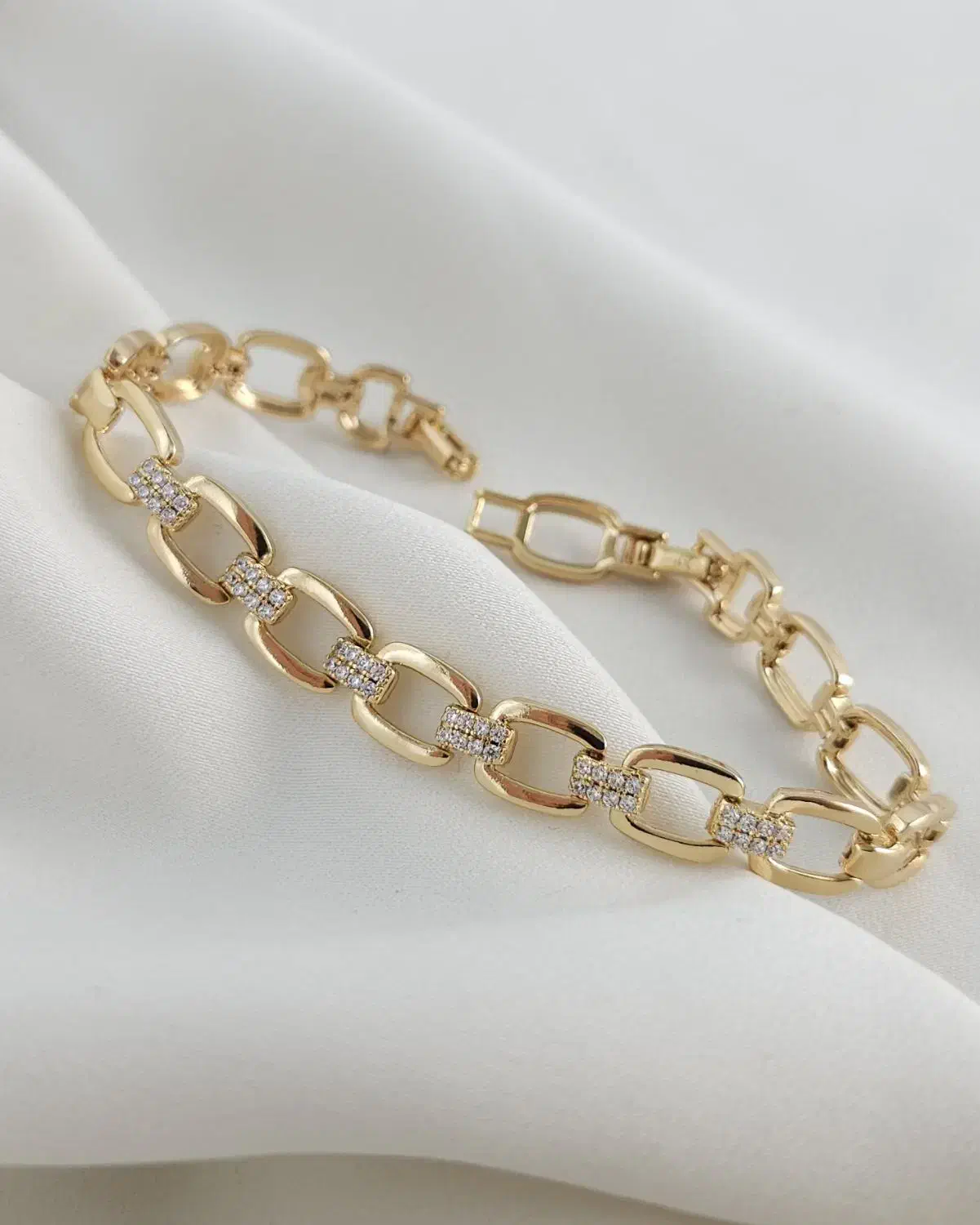 دستبدای مشابه طلا|بدلیجات|قم, ارم|دیوار