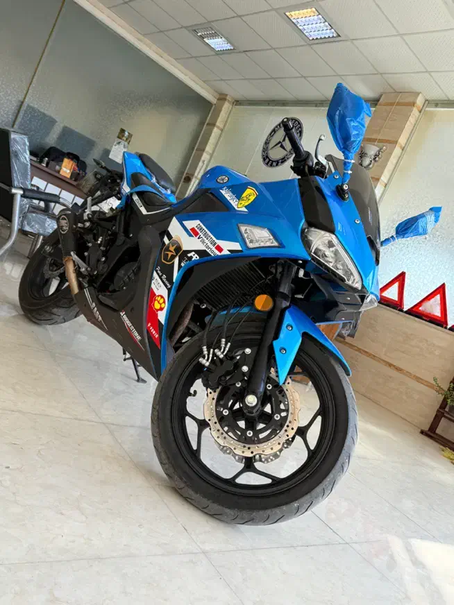 موتور اسپرت R3 مدل ۲۰۱۷ درحد شرایط و معاوضه|موتورسیکلت|کاشان, درب اصفهان|دیوار