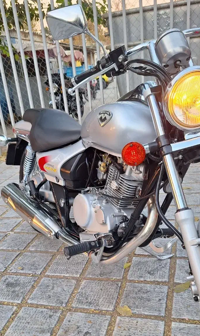 مودناس ۱۷۵ مدل ۸۲ سند تک برگ|موتورسیکلت|تهران, گمرک|دیوار