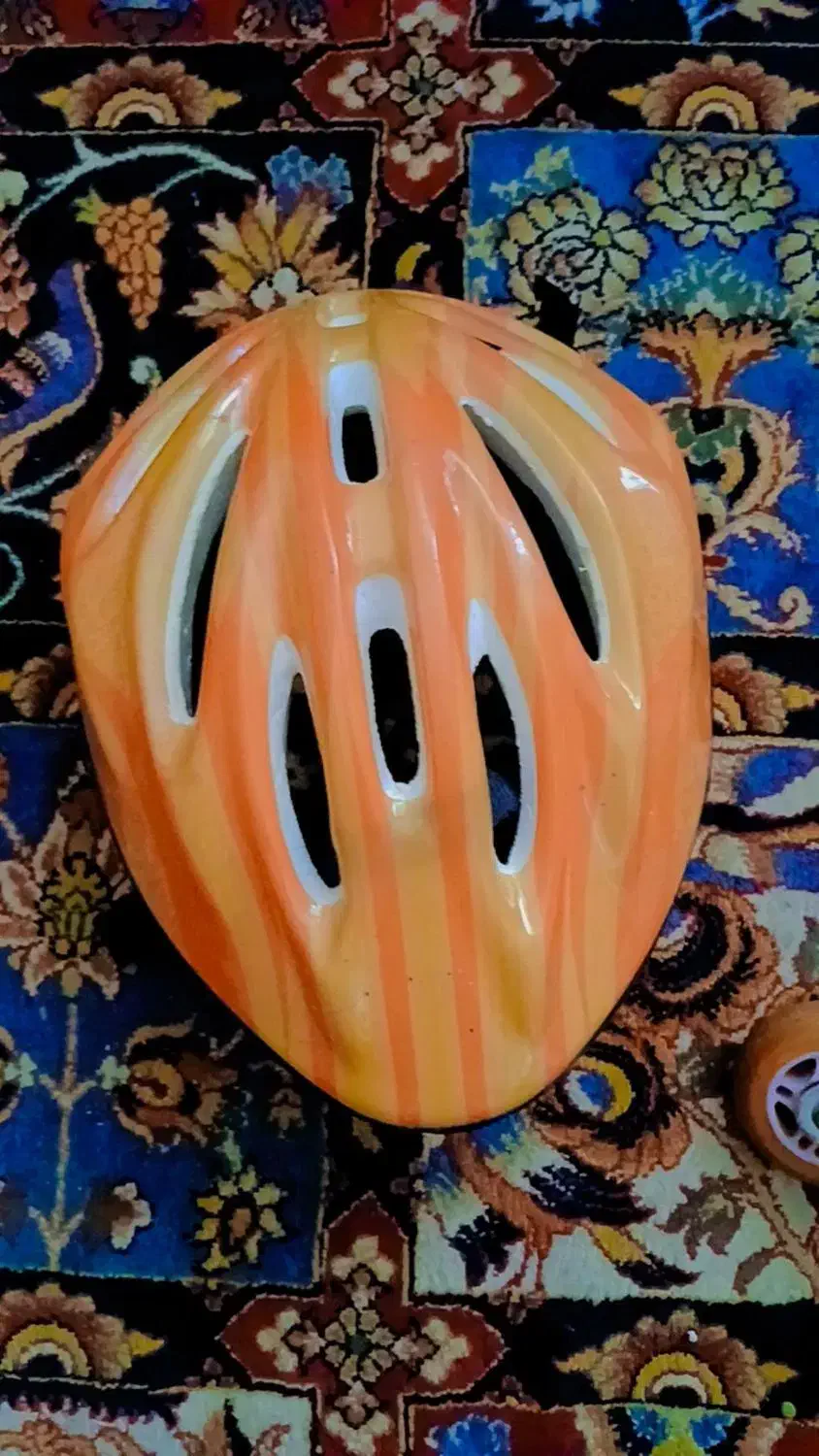 اسکیت|دوچرخه، اسکیت، اسکوتر|صومعه‌سرا, |دیوار