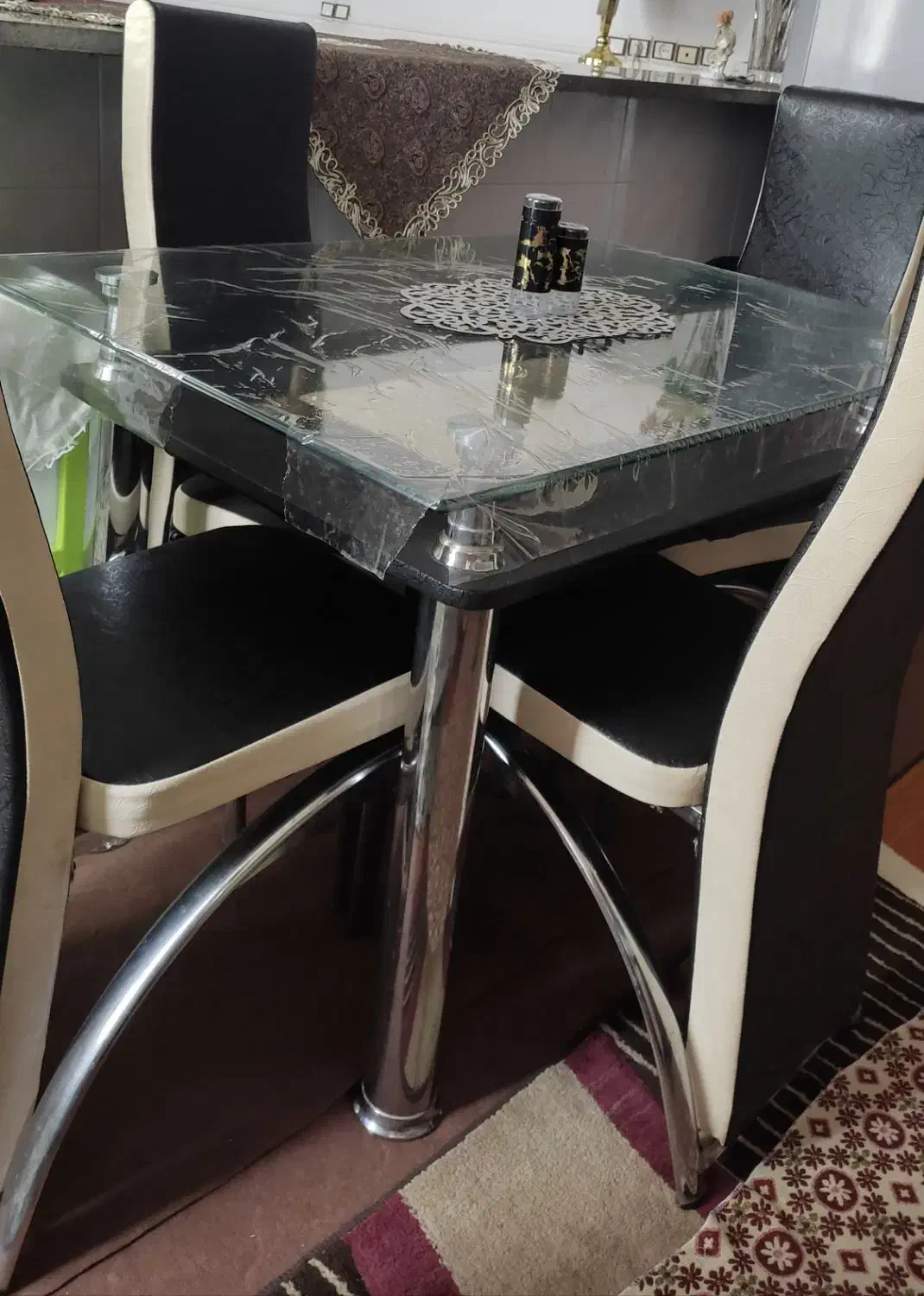 میزغذا خوری|میز و صندلی غذاخوری|زنجان, |دیوار