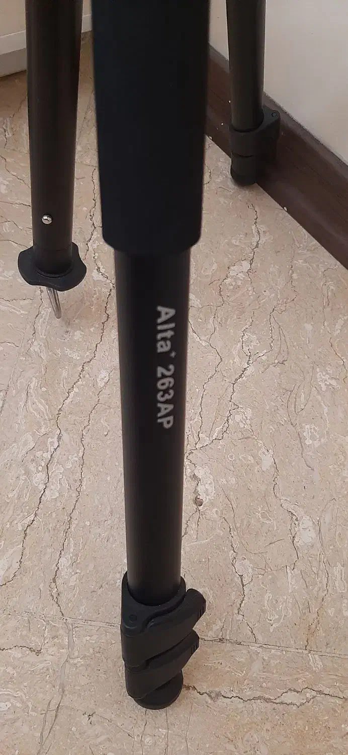 سه پایه حرفه ای عکاسی ونگارد|دوربین عکاسی و فیلمبرداری|تهران, شهران جنوبی|دیوار