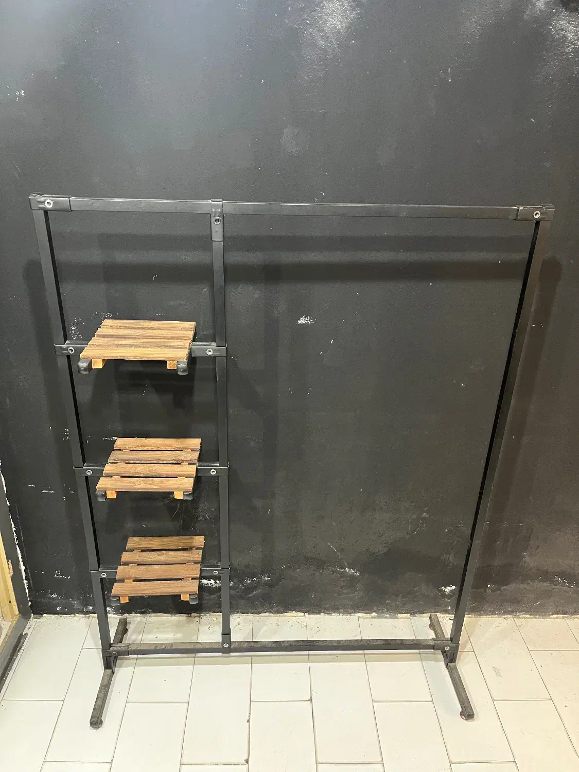 رگال لباس طبقه دار|بندرخت و رخت‌آویز|بندر انزلی, پردیس|دیوار