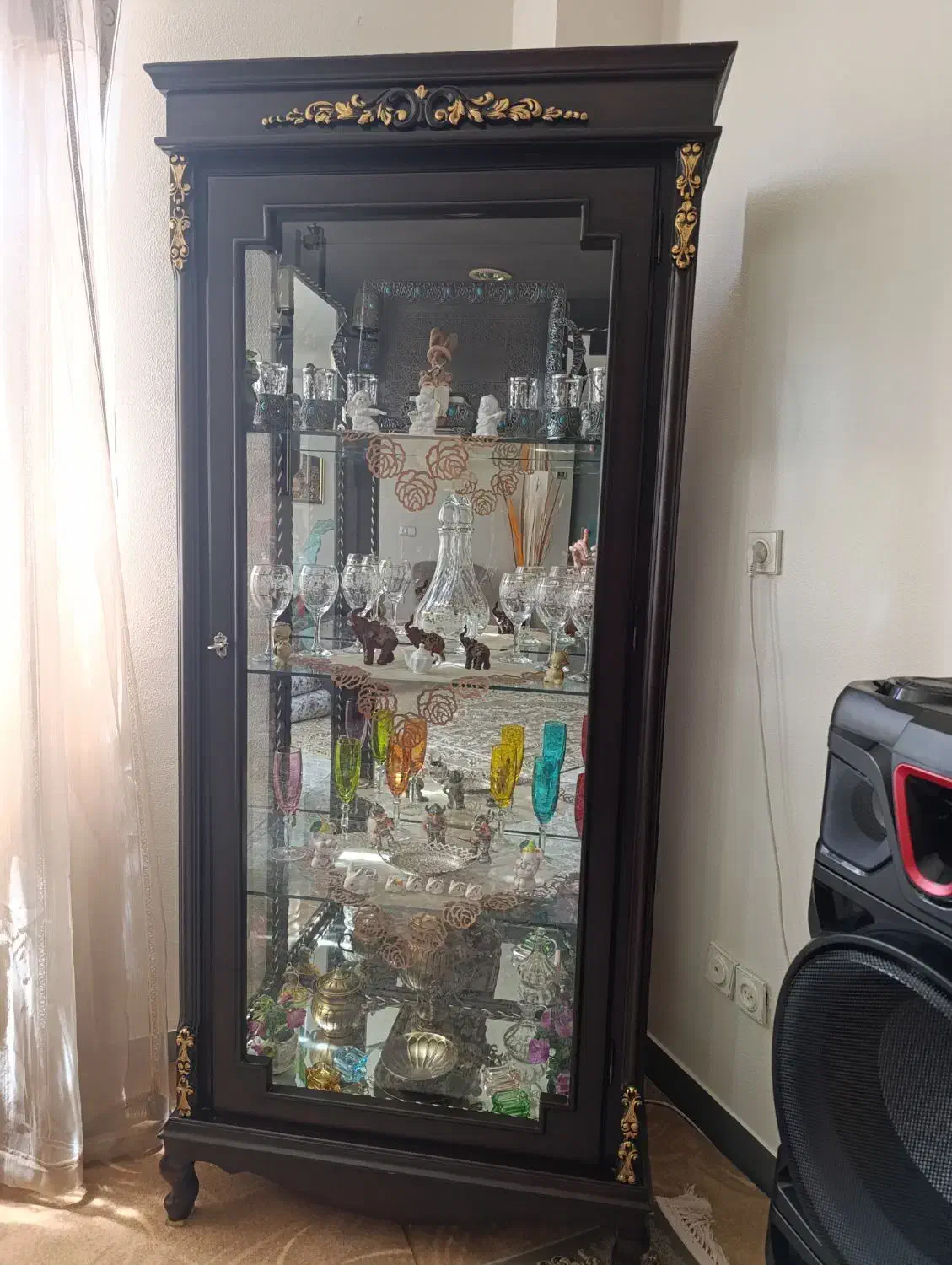 ویترین نو|بوفه، ویترین، کنسول|شاهین‌شهر, عطار|دیوار