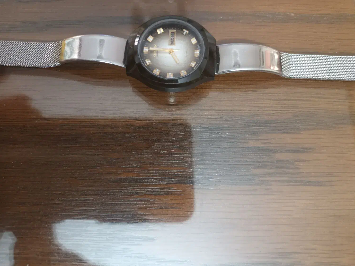 ساعت سیتیزن  ژاپن|ساعت|فردیس, فردیس|دیوار