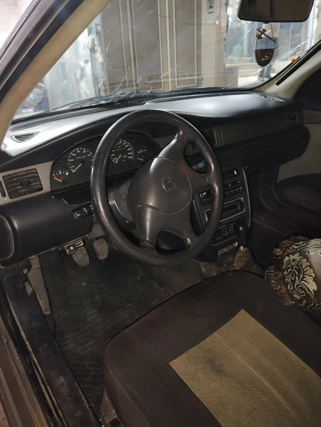 سمند مدل 82رنگ بژ|خودرو سواری و وانت|شیراز, لشکری|دیوار