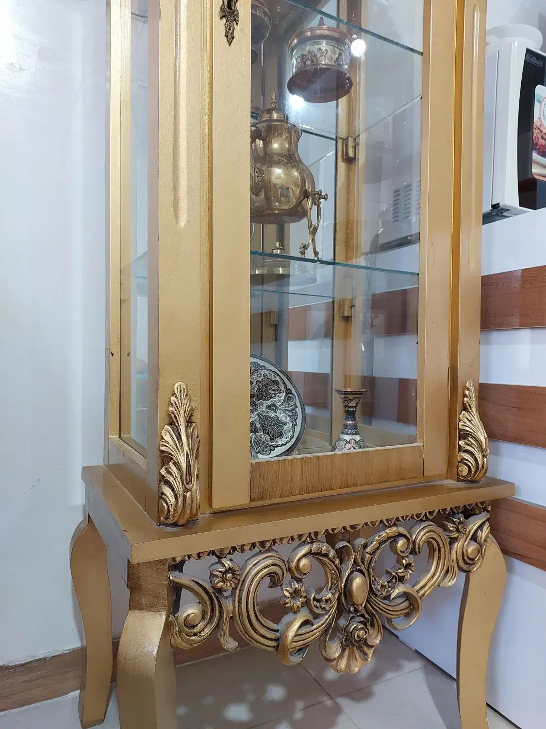 گنجه در حد نو|بوفه، ویترین، کنسول|چناران, |دیوار