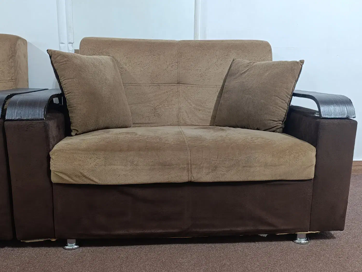 مبل 7 نفره سالم|مبلمان خانگی و میز عسلی|رشت, گلباغ نماز|دیوار