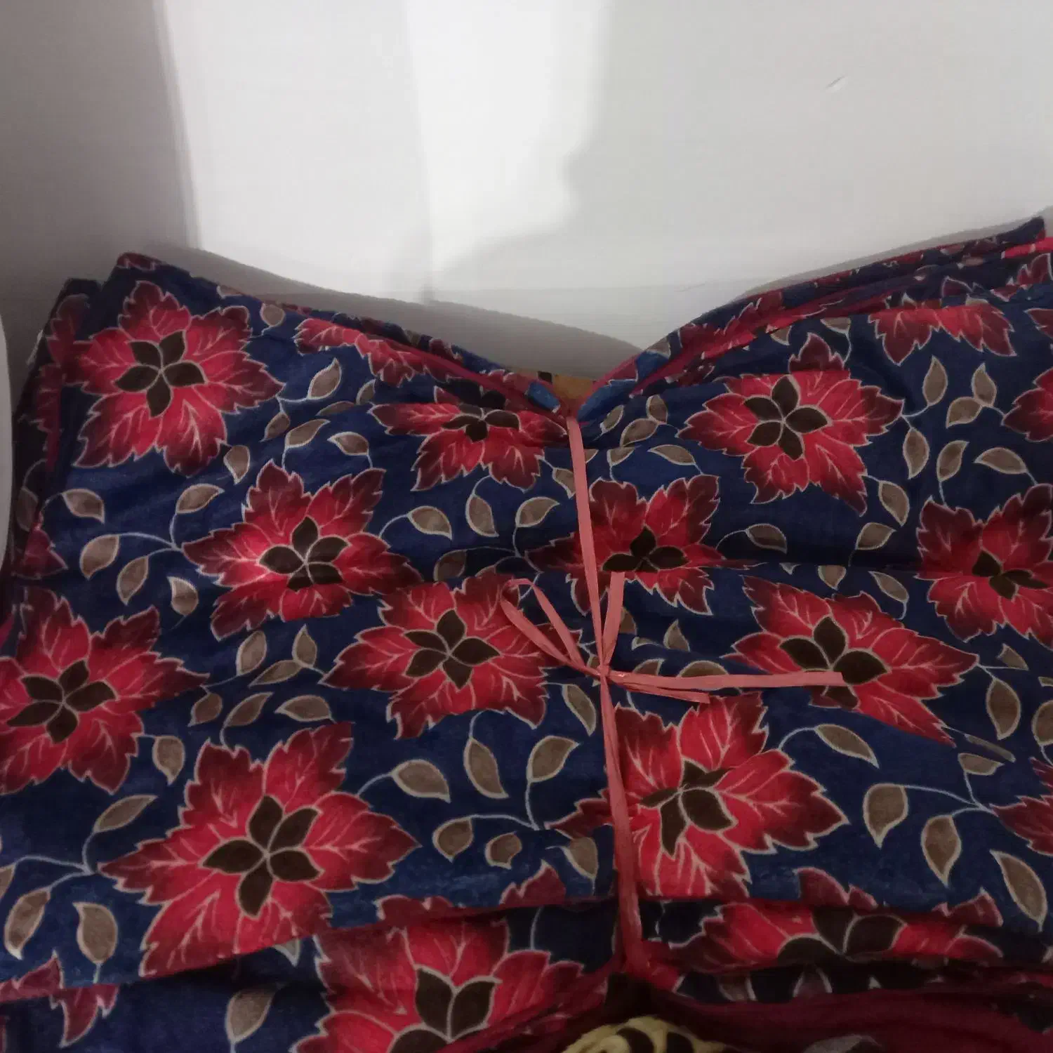 فروش عمده جلدبالشت تترون، مخمل|رختخواب، بالش، پتو|اندیمشک, |دیوار