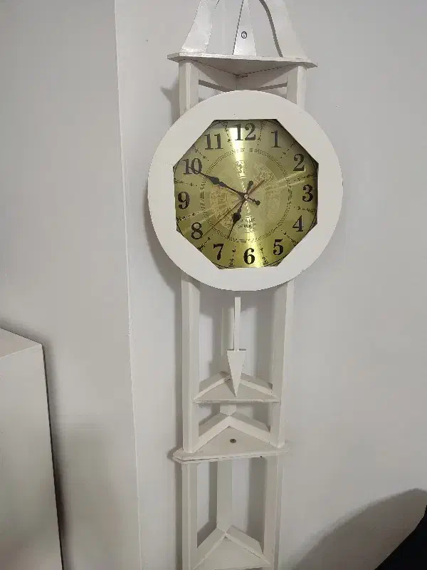 ساعت ایستاده|ساعت دیواری و تزئینی|رشت, فلسطین|دیوار