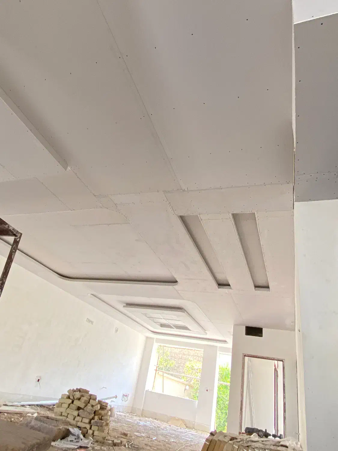 نیاز به شاگرد کنافکار|استخدام معماری، عمران و ساختمانی|یزد, |دیوار