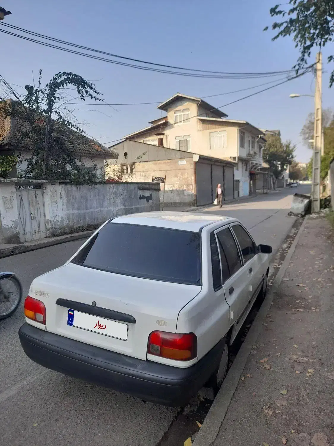 پراید تک‌ برگ عتیقه شاسی پلمپ بی رنگ موتور سالم|خودرو سواری و وانت|آستارا, |دیوار