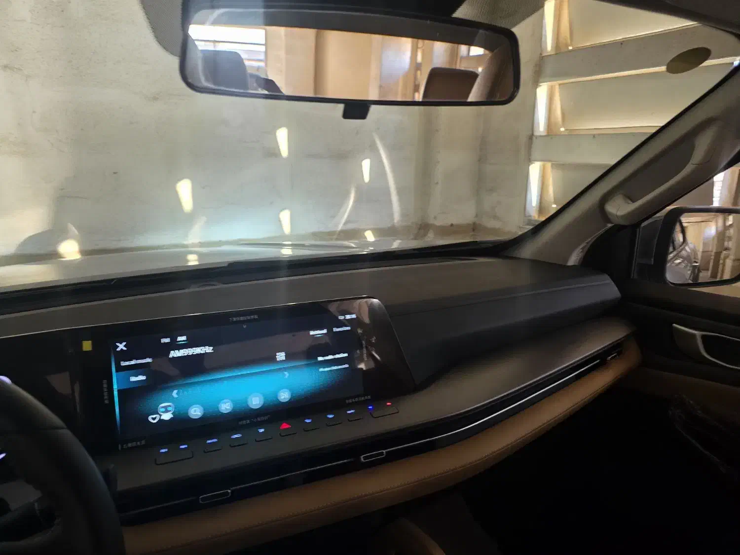 اینفینیت اکسپلورر 2023|خودرو سواری و وانت|تهران, فلسطین (میدان انقلاب)|دیوار