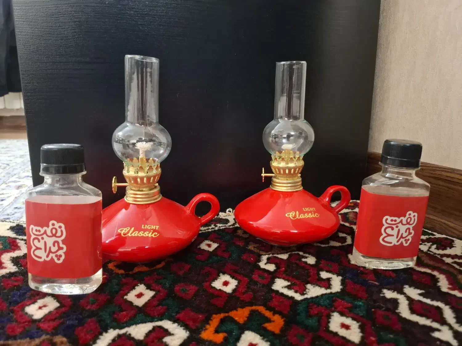 چراغ گرد سوز نفتی ۲ عدد هدیه یلدایی|صنایع دستی و سایر لوازم تزئینی|قم, قلعه یزدیها|دیوار