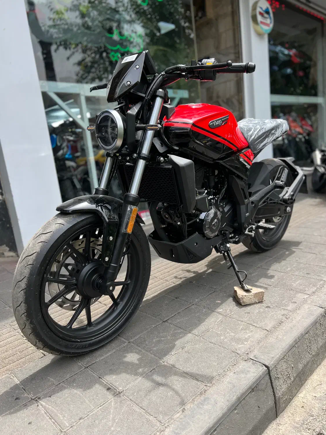 (ولی زاده) تارو اسکرامبلر۲۵۰ کافه ریس|موتورسیکلت|تهران, سبلان (لشگر)|دیوار