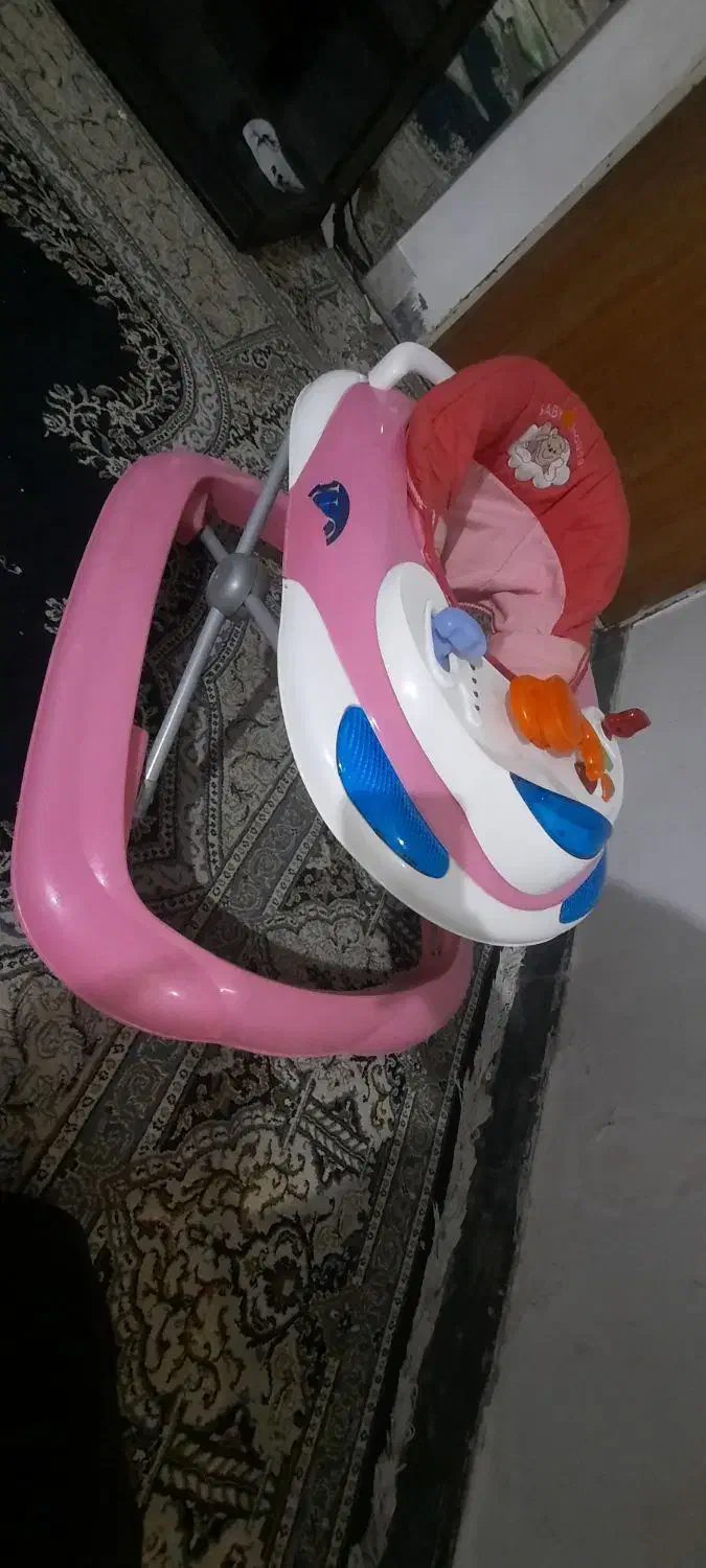 روروک|اسباببازی|ساری, |دیوار