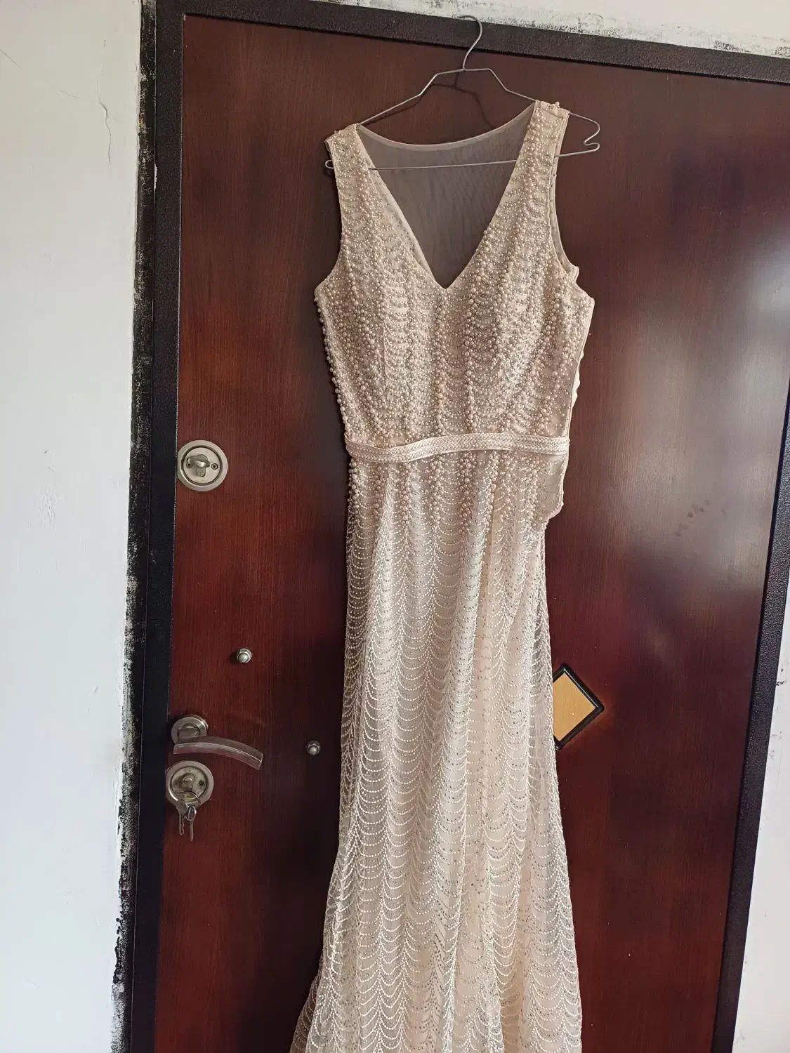 لباس مجلسی|لباس|خرمآباد, |دیوار