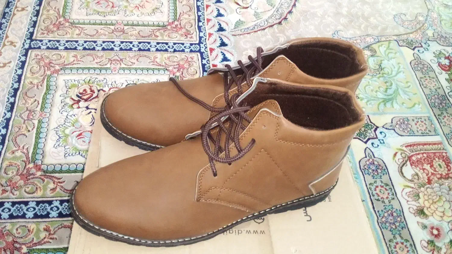 کفش|کیف، کفش، کمربند|خرم‌آباد, |دیوار