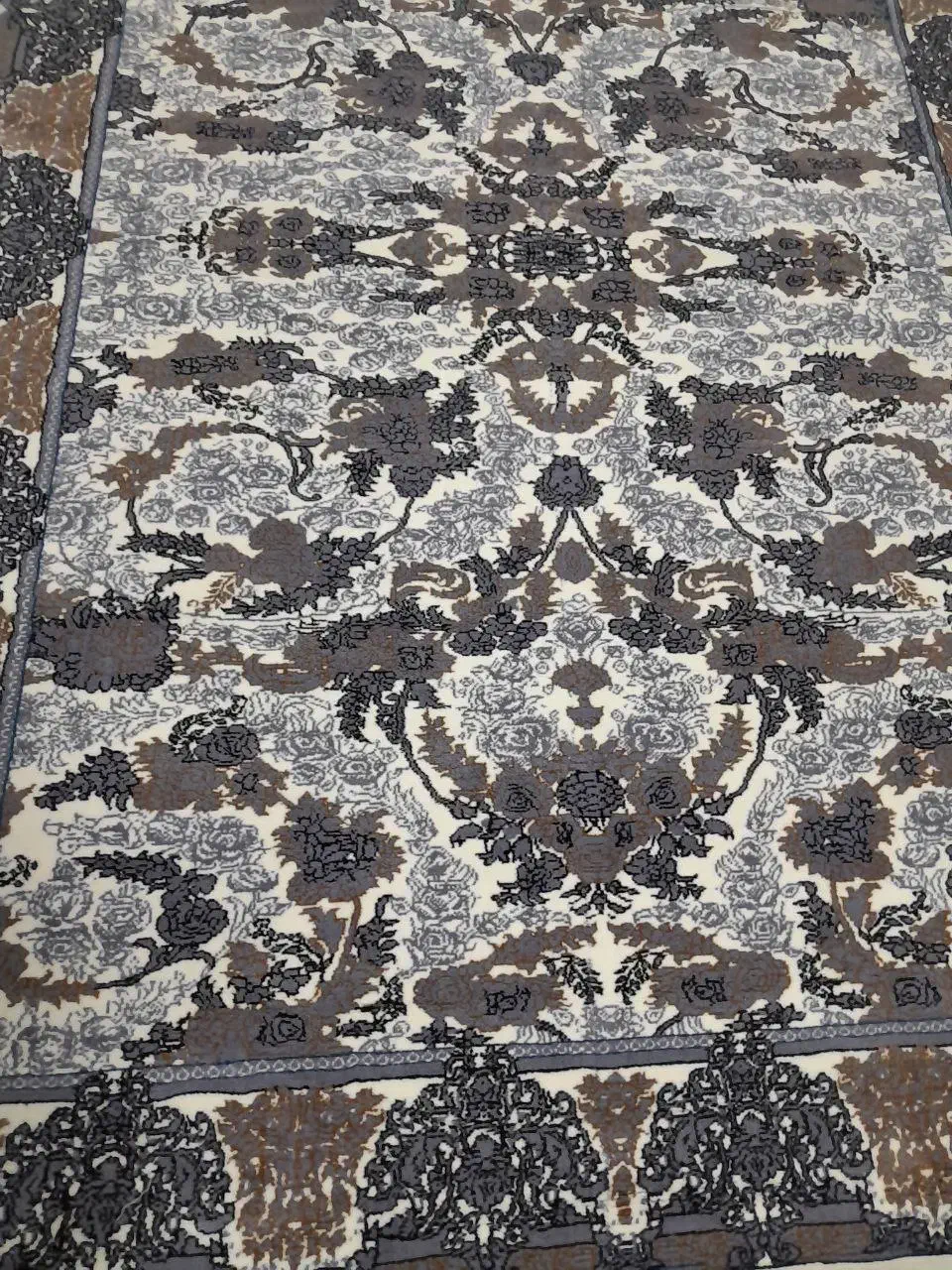 فرش نو|فرش|صومعه‌سرا, |دیوار