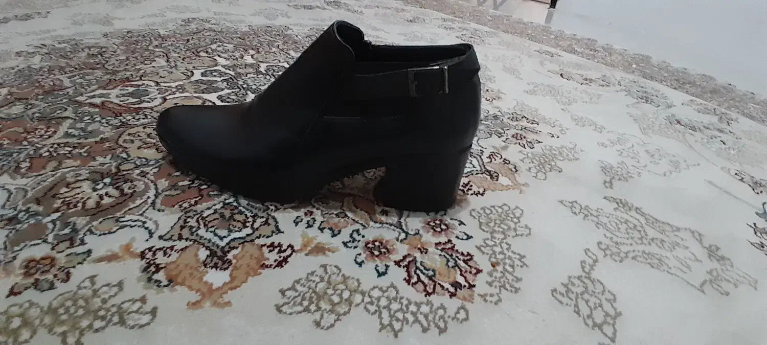 بوت زنانه سایز ۴۰|کیف، کفش، کمربند|مشکین‌دشت, |دیوار
