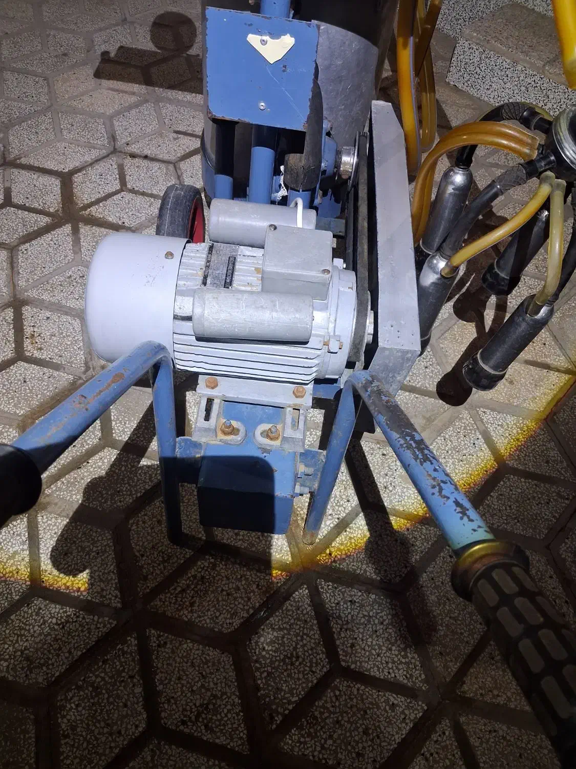 دستگاه شیر دوش|ماشین‌آلات صنعتی|قاسم‌آباد (خواف), |دیوار