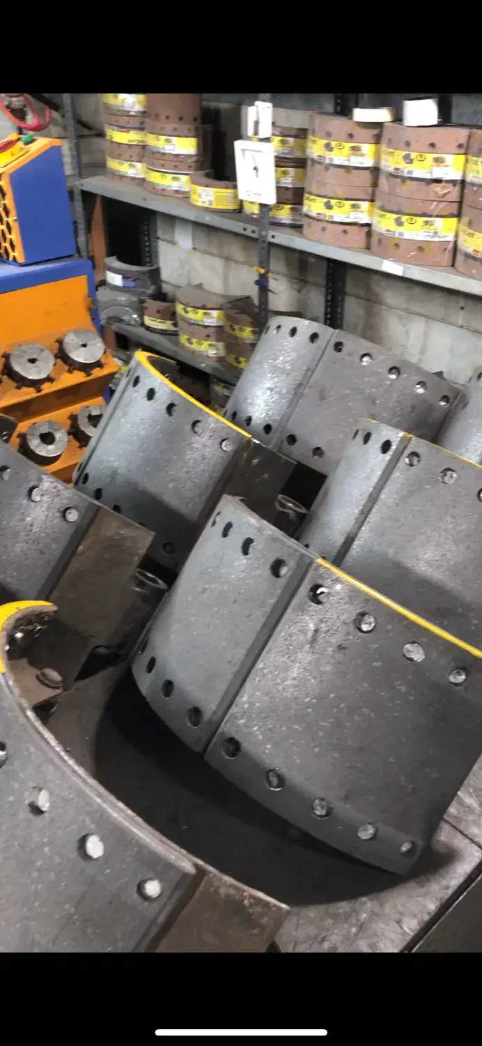 نیازمند ۳ نیرو برای مغازه|استخدام خدمات فروشگاه و رستوران|کاشان, راه آهن کاشان|دیوار