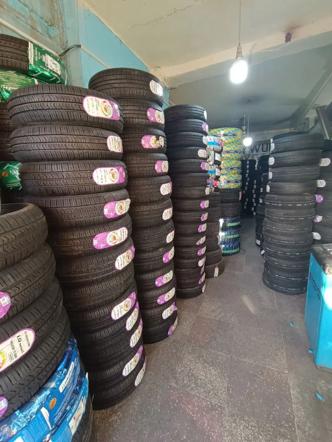 لاستیک سواری و شاسی نکسن|قطعات یدکی و لوازم جانبی|شیراز, گلکوب|دیوار