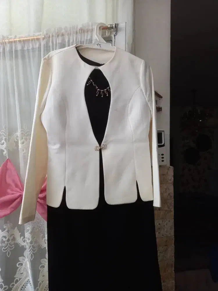 لباس مجلسی دو تیکه در حد نو|لباس|رباطکریم, رباطکریم|دیوار