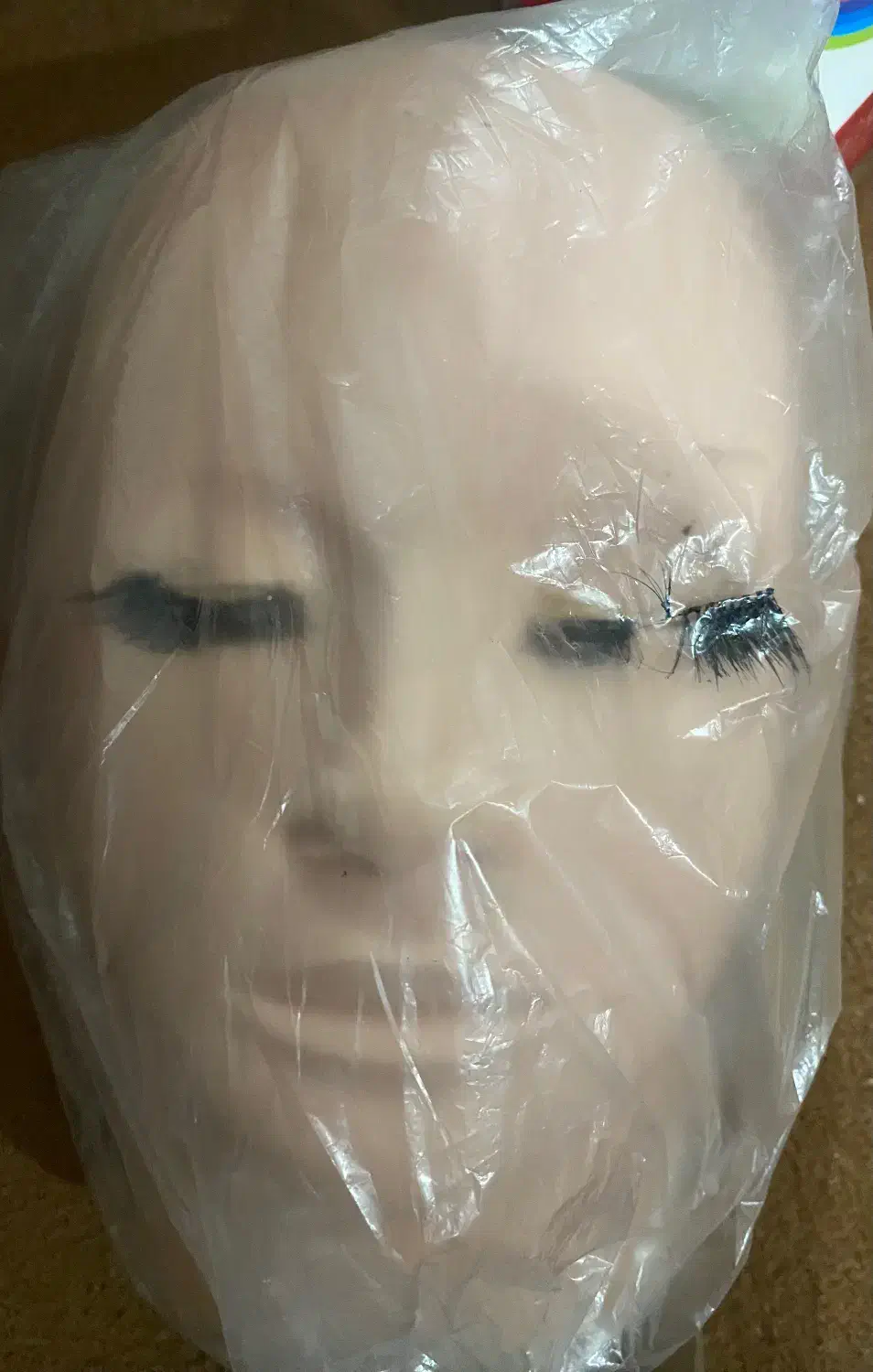 فن مژه|آرایشگاه و سالن‌های زیبایی|اراک, |دیوار