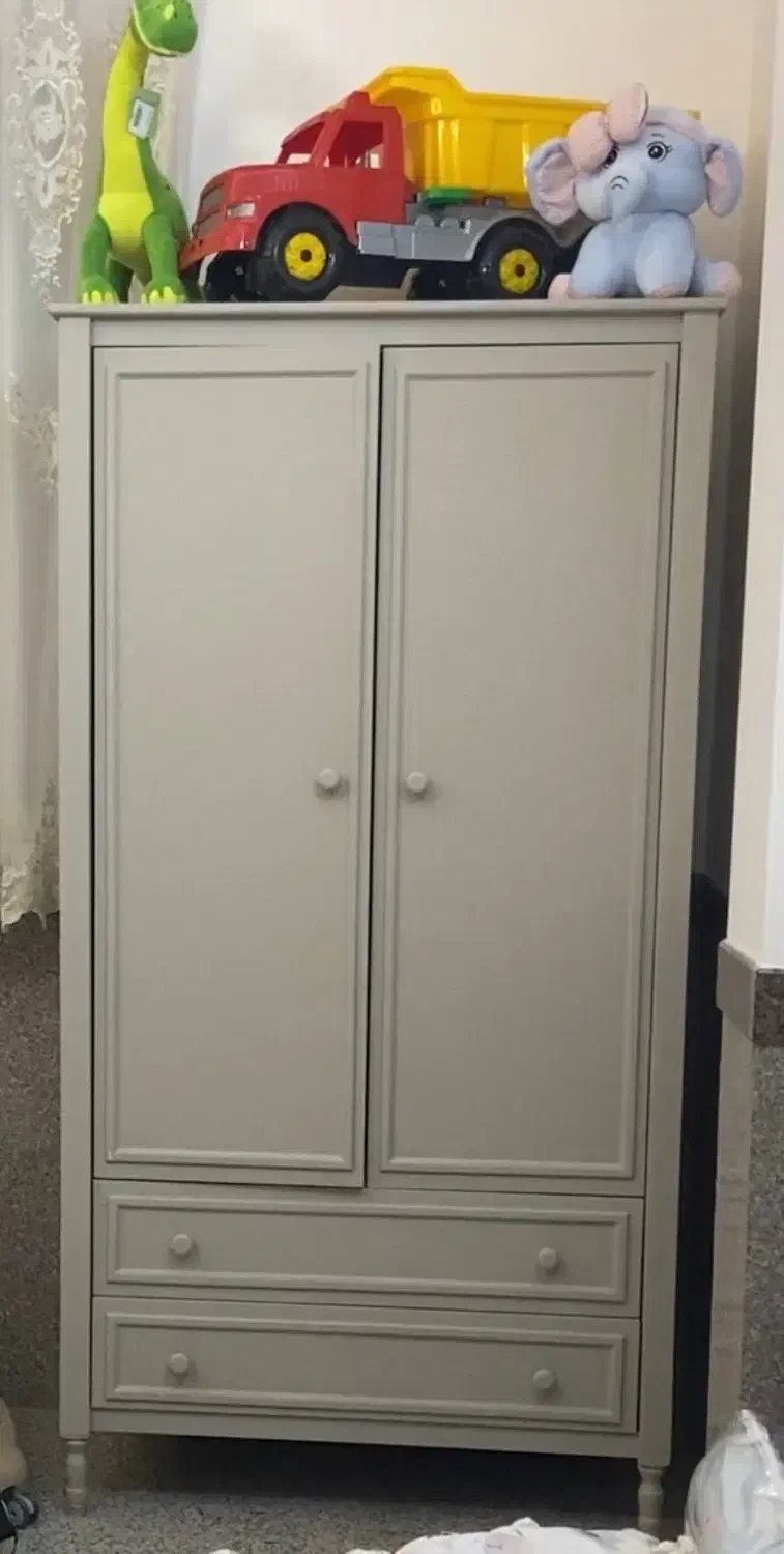 تخت و کمد و ویترین کودک|تخت و سرویس خواب|یزد, |دیوار