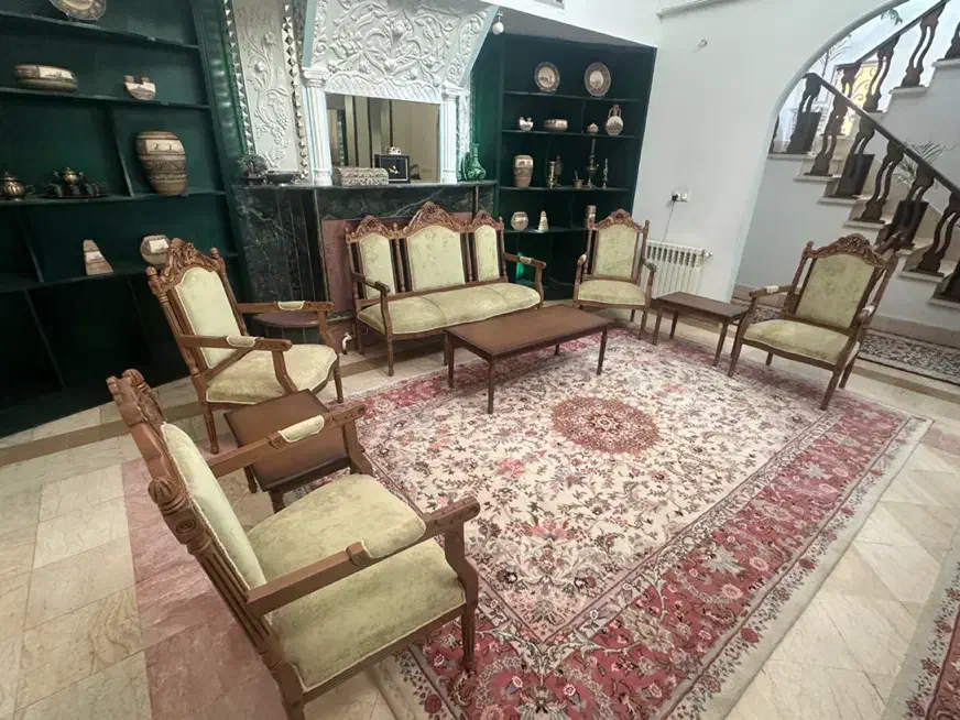 فروش مبلمان پذیرایی هفت نفره|مبلمان خانگی و میز عسلی|یزد, |دیوار