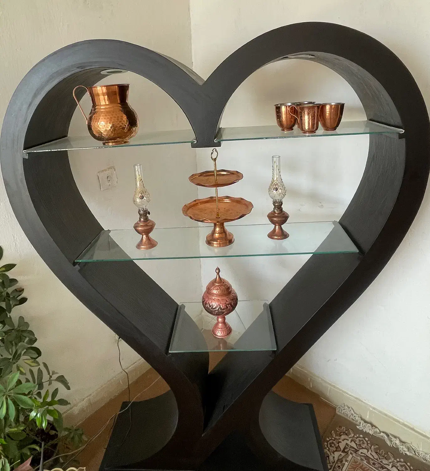 ویترین تزئینی شیک و تمیز|بوفه، ویترین، کنسول|شاهینشهر, کوی مهدیه|دیوار